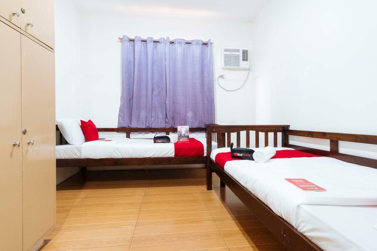 Reddoorz Near Robinsons Place 마닐라 외부 사진