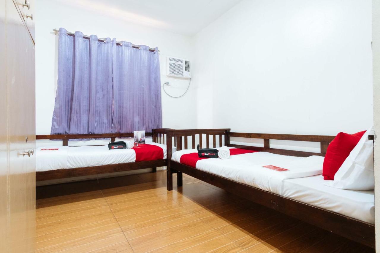 Reddoorz Near Robinsons Place 마닐라 외부 사진